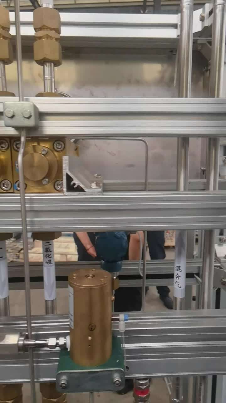 Air Gases Cylinder Filling Stations for Mixture with High Pressure, Medium Pressure 200 bar 300 bar Oxygen Nitrogen Argen CO2 Air Gases Cylinder Filling Stations for Mixture with High Pressure, Medium Pressure 200 bar 300 bar Oxygen Nitrogen Argen CO2